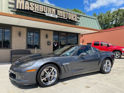Used 2010 Chevrolet Corvette Grand Sport RWD image 2