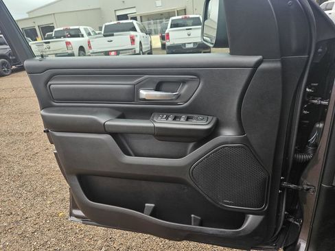 New 2026 RAM 1500 Express AWD/4WD image 11