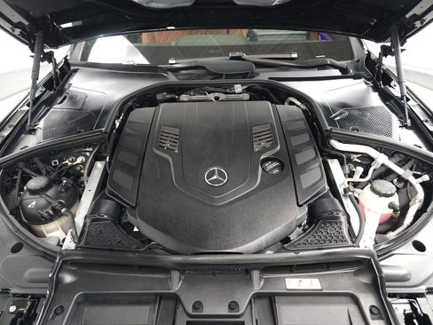 Used 2024 Mercedes-Benz S 580 4MATIC Sedan image 39