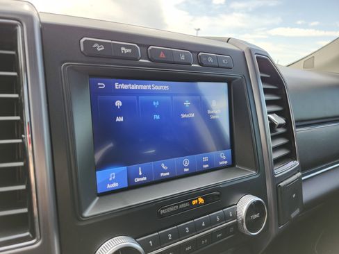 Used 2020 Ford Expedition Max Platinum AWD/4WD image 7