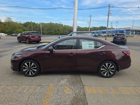 New 2025 Nissan Sentra SV w/ SV Premium Package image 7