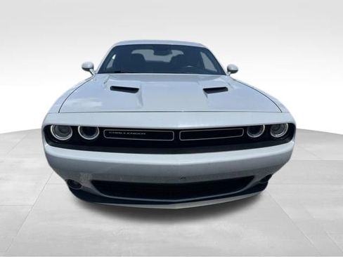 Used 2021 Dodge Challenger SXT w/ Plus Package RWD image 5