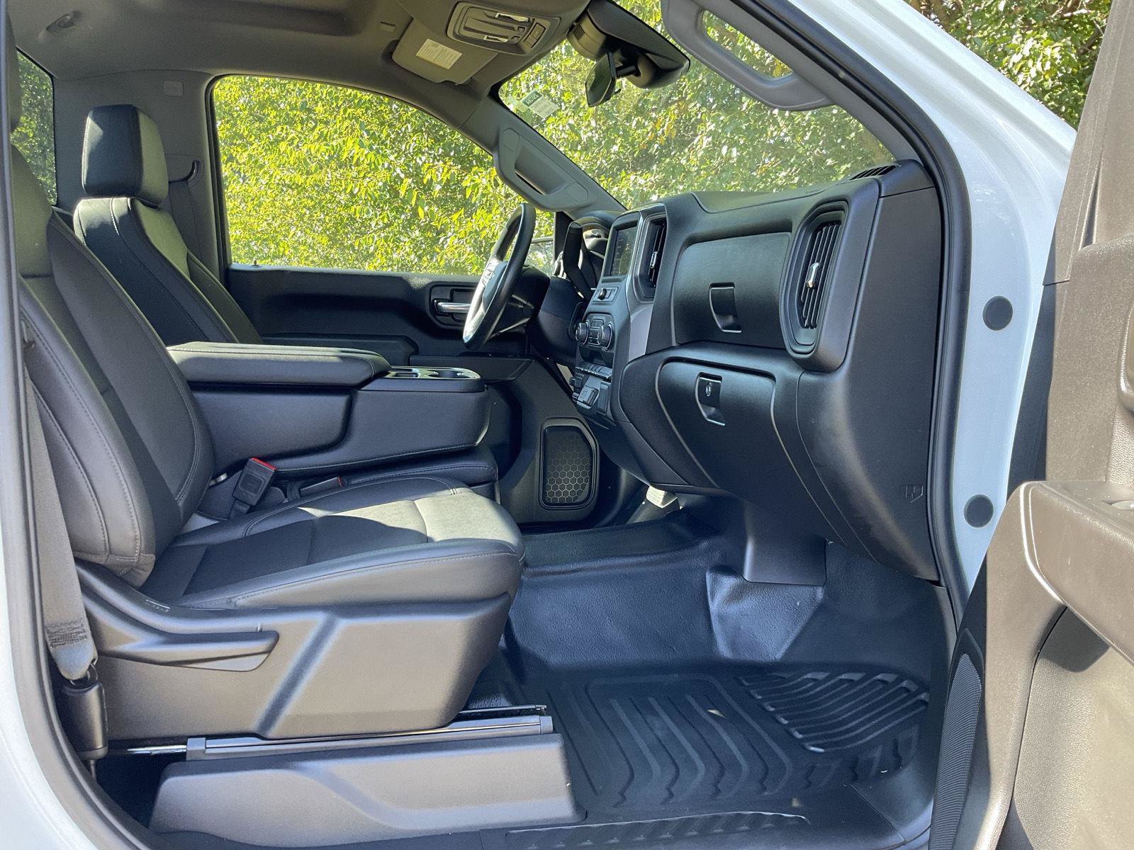 Certified 2025 Chevrolet Silverado 2500 W/T AWD/4WD image 24