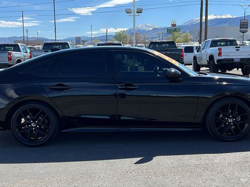 Used 2024 Honda Civic Sport image 4