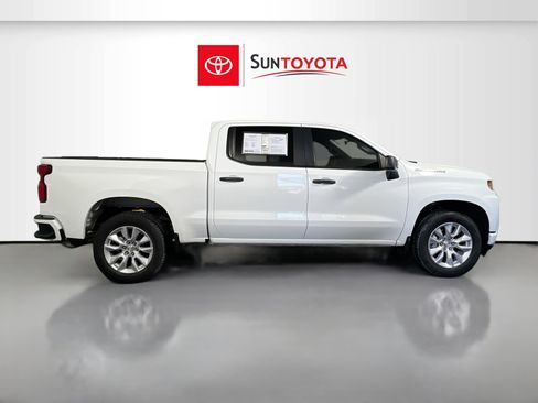 Used 2021 Chevrolet Silverado 1500 Custom RWD image 2