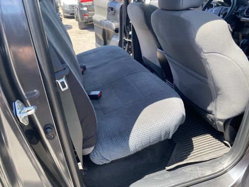 Used 2021 Toyota Tacoma SR5 RWD image 17