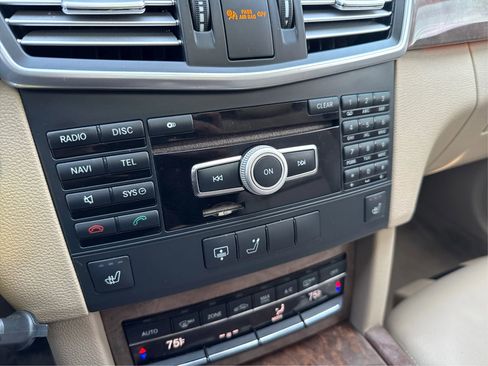 Used 2012 Mercedes-Benz E 350 4MATIC Sedan image 27