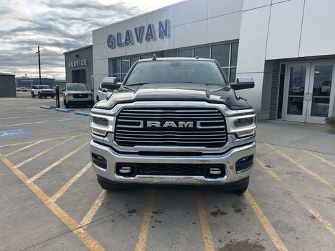 Used 2022 RAM 2500 Laramie w/ Chrome Appearance Group image 8