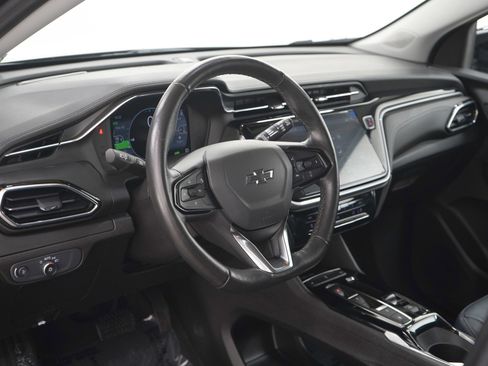 Used 2022 Chevrolet Bolt EUV LT w/ Convenience Package image 22