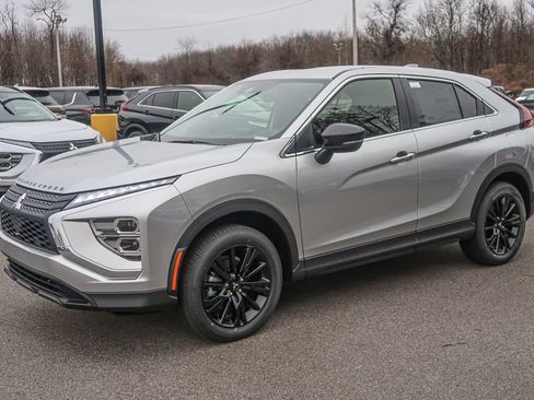 New 2026 Mitsubishi Eclipse Cross LE image 4