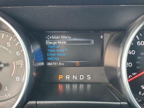 Used 2020 Ford Mustang Premium image 4