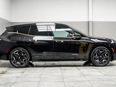 Used 2023 BMW iX M60 w/ Executive Package image 7