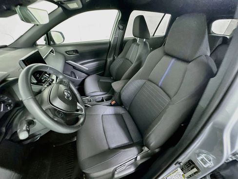 Used 2025 Toyota Corolla Cross AWD Hybrid image 13