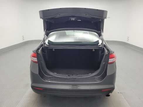 Used 2018 Ford Fusion SE w/ Fusion SE Technology Package image 29