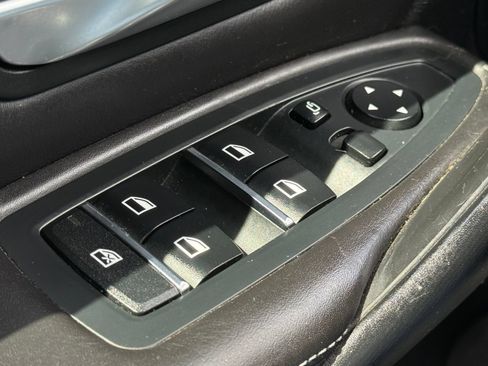 Used 2017 BMW M3 RWD image 32