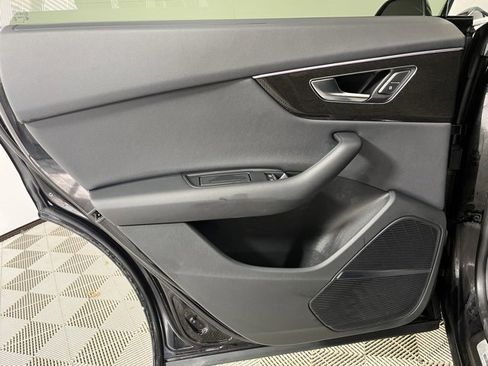 Used 2019 Audi Q8 Prestige w/ Adaptive Chassis Package image 21