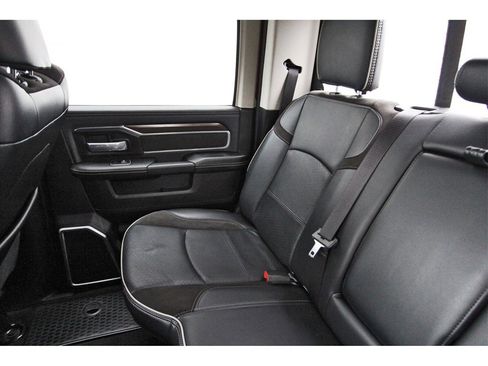 Used 2024 RAM 2500 Laramie w/ Towing Technology Group image 9