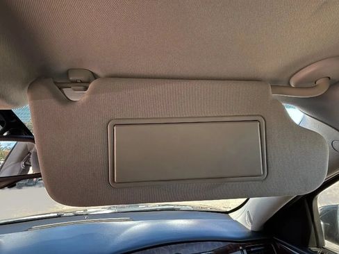 Used 2016 Chevrolet Impala LT FWD image 35