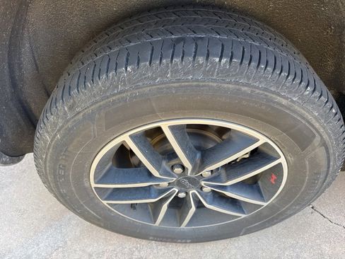 Used 2019 Jeep Grand Cherokee Trailhawk image 34