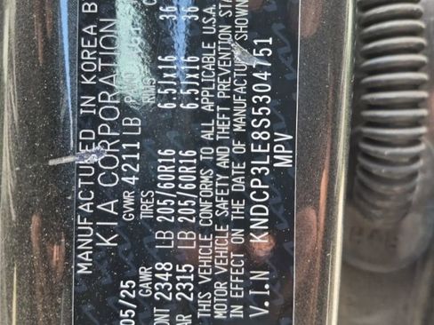 Used 2025 Kia Niro LX FWD image 8