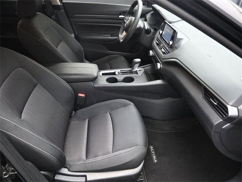 Used 2022 Nissan Altima 2.5 S w/ Driver Assist Package image 34