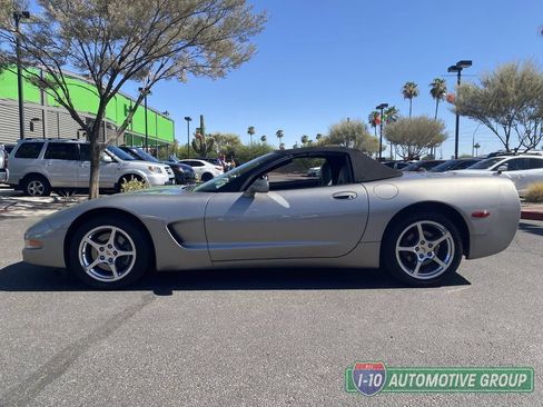 Used 2001 Chevrolet Corvette Convertible w/ Preferred Equipment Group2 RWD image 8