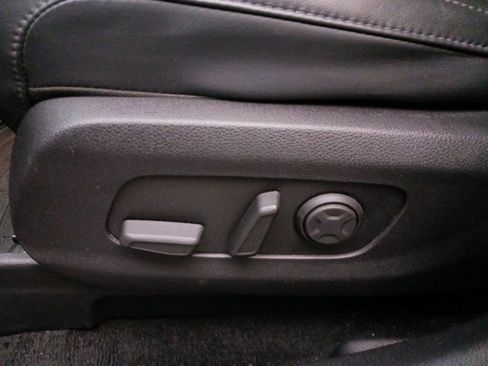 Used 2022 Kia Carnival SX image 26