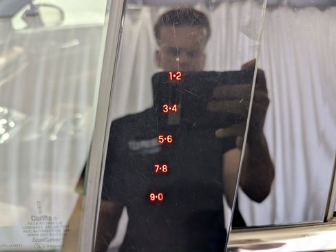 Used 2022 Lincoln Nautilus Reserve w/ Equipment Group 201A image 14