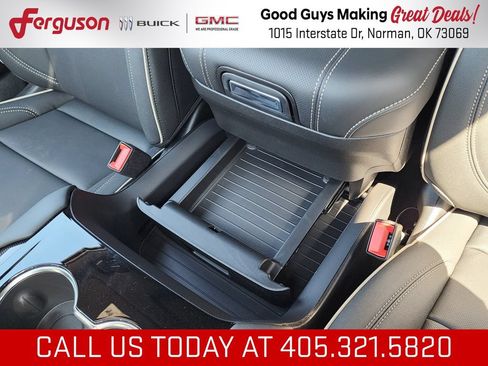 New 2026 GMC Yukon Elevation AWD/4WD image 38