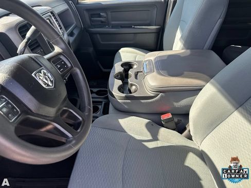 Used 2018 RAM 2500 Tradesman w/ Chrome Appearance Group AWD/4WD image 12