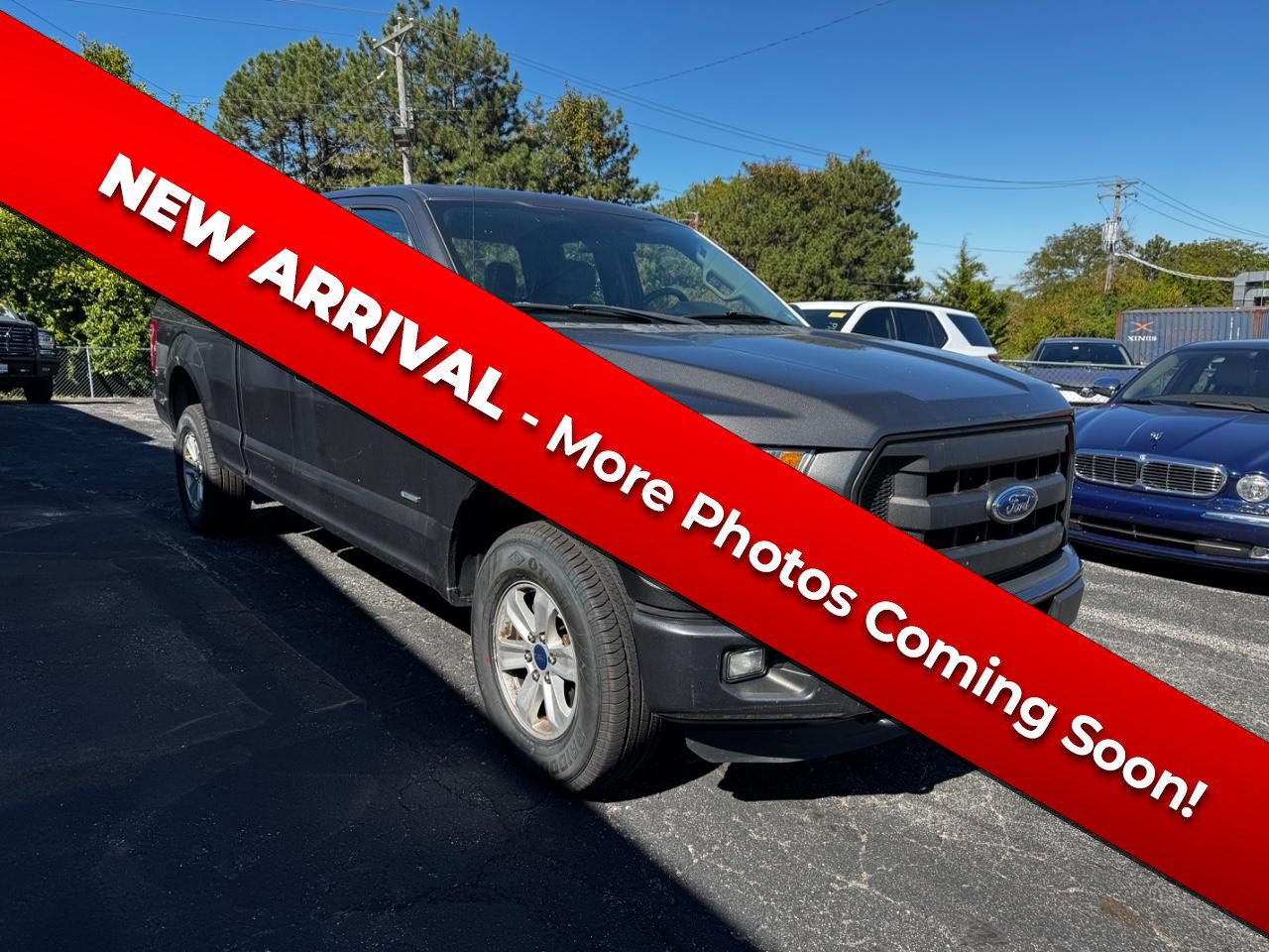 Used 2015 Ford F150 XL w/ Equipment Group 101A Mid AWD/4WD image 1