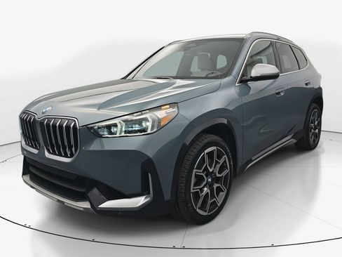 Used 2023 BMW X1 xDrive28i w/ Convenience Package image 3