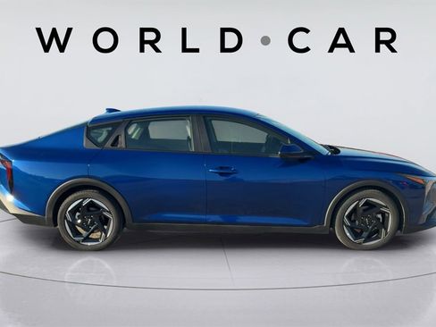 Certified 2025 Kia K4 EX image 16