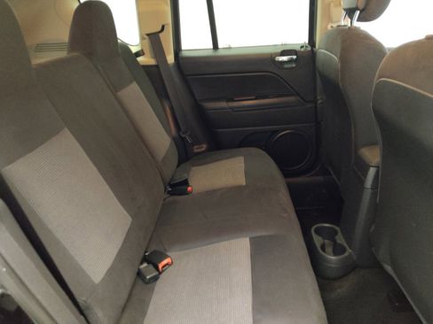 Used 2014 Jeep Compass Sport w/ Power Value Group FWD image 19