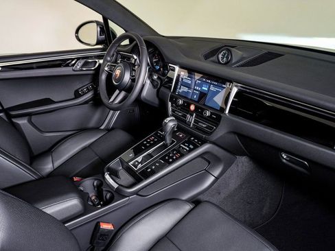 New 2026 Porsche Macan image 14
