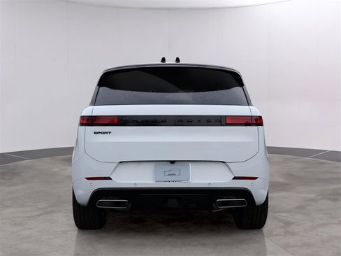 New 2025 Land Rover Range Rover Sport Dynamic SE image 6
