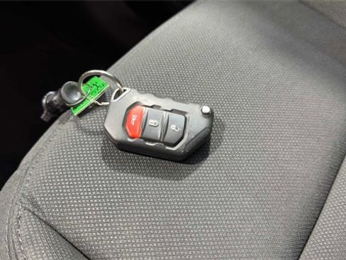 Used 2021 Jeep Wrangler Unlimited Sport image 32