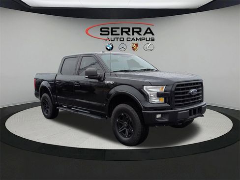 Used 2017 Ford F150 XLT w/ Equipment Group 302A Luxury image 11