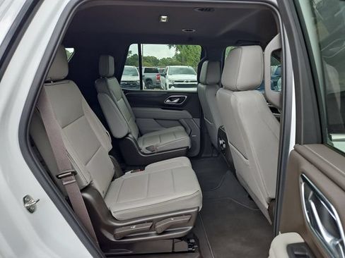 Certified 2023 GMC Yukon SLT RWD image 28