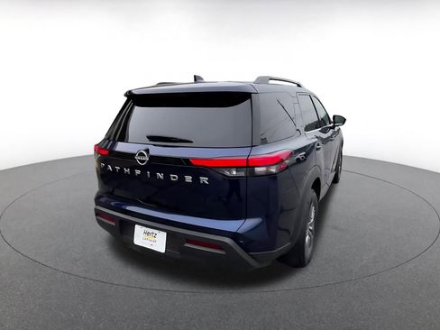 Used 2025 Nissan Pathfinder SV image 20