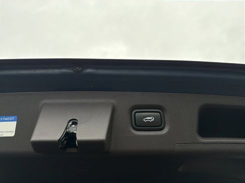 Used 2020 Hyundai Santa Fe SEL image 13