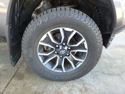 Used 2021 Toyota Tacoma TRD Sport image 69