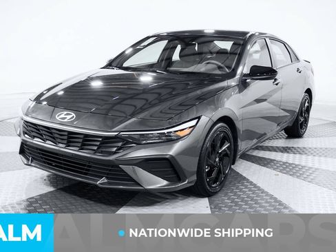 Used 2026 Hyundai Elantra Sport FWD image 2