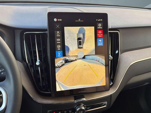 New 2026 Volvo XC60 B5 Plus w/ Protection Package Premier image 26