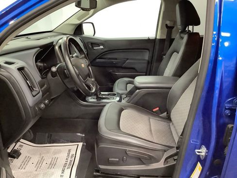 Used 2019 Chevrolet Colorado Z71 AWD/4WD image 11