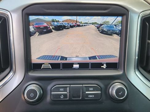 Used 2020 Chevrolet Silverado 2500 LT w/ Texas Edition RWD image 17