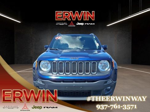 Used 2018 Jeep Renegade Latitude AWD/4WD image 2