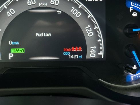 Used 2025 Toyota RAV4 LE image 24