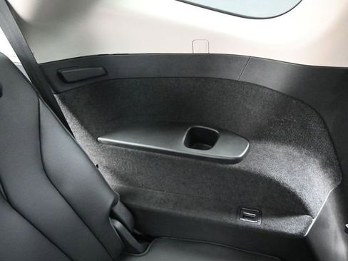 Used 2023 Acura MDX SH-AWD image 11