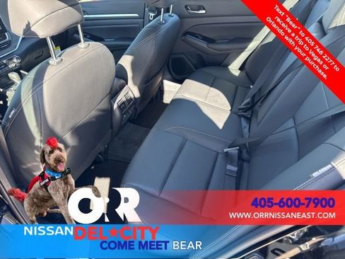 New 2025 Nissan Altima 2.5 SL image 11